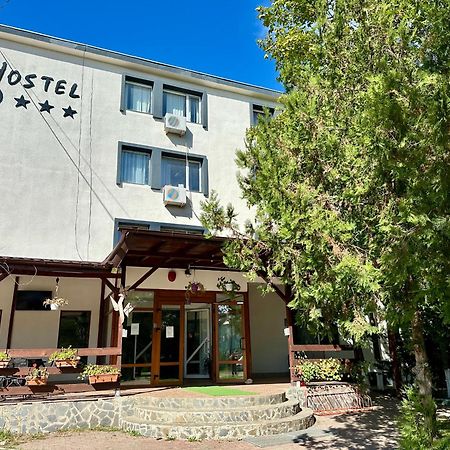 Hostel Horia Plopeni Exterior photo